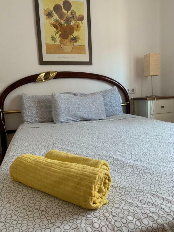 Sagunto La Casa De Los Tres Amigos מראה חיצוני תמונה